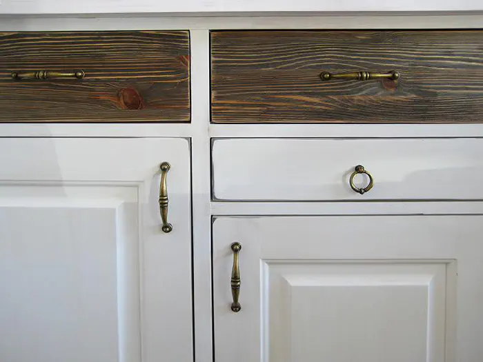 Aging of furniture – patinas, a worn-in look and raised grain – you choose the degree, the colours and the wood, photo 1